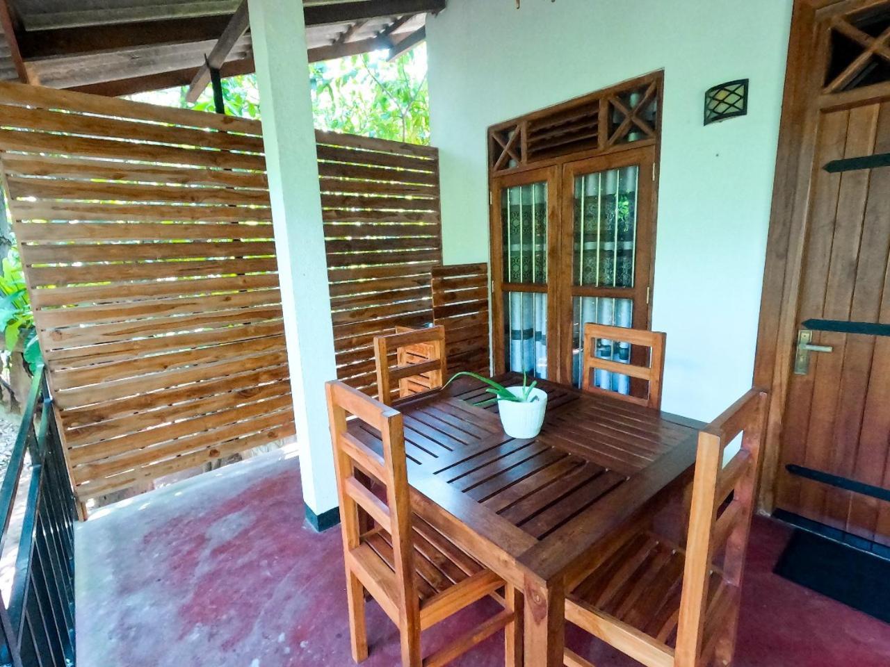 Wild Heaven Udawalawe Hotel Exterior photo